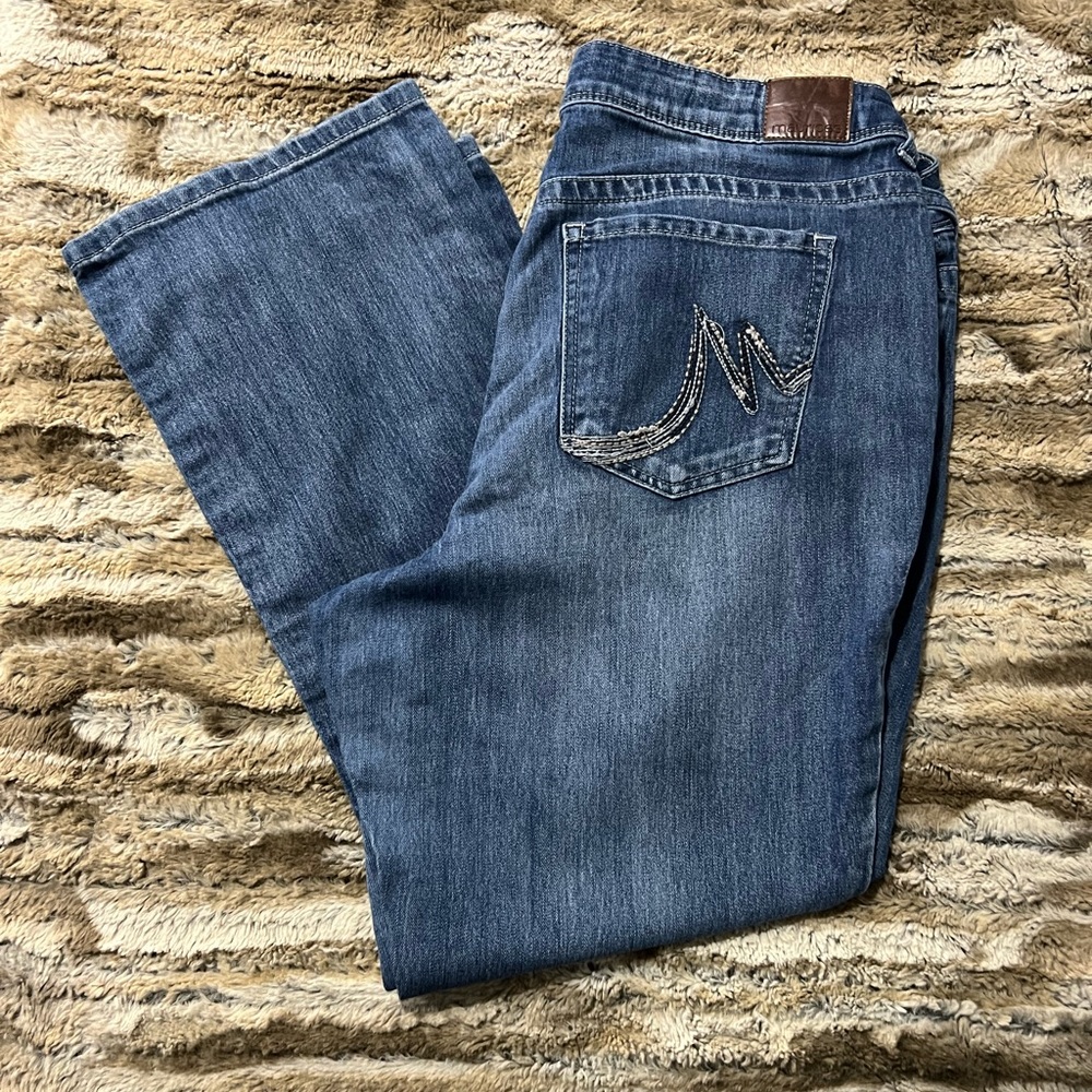 Maurice’s Jeans • Size: 18W • Length: Short